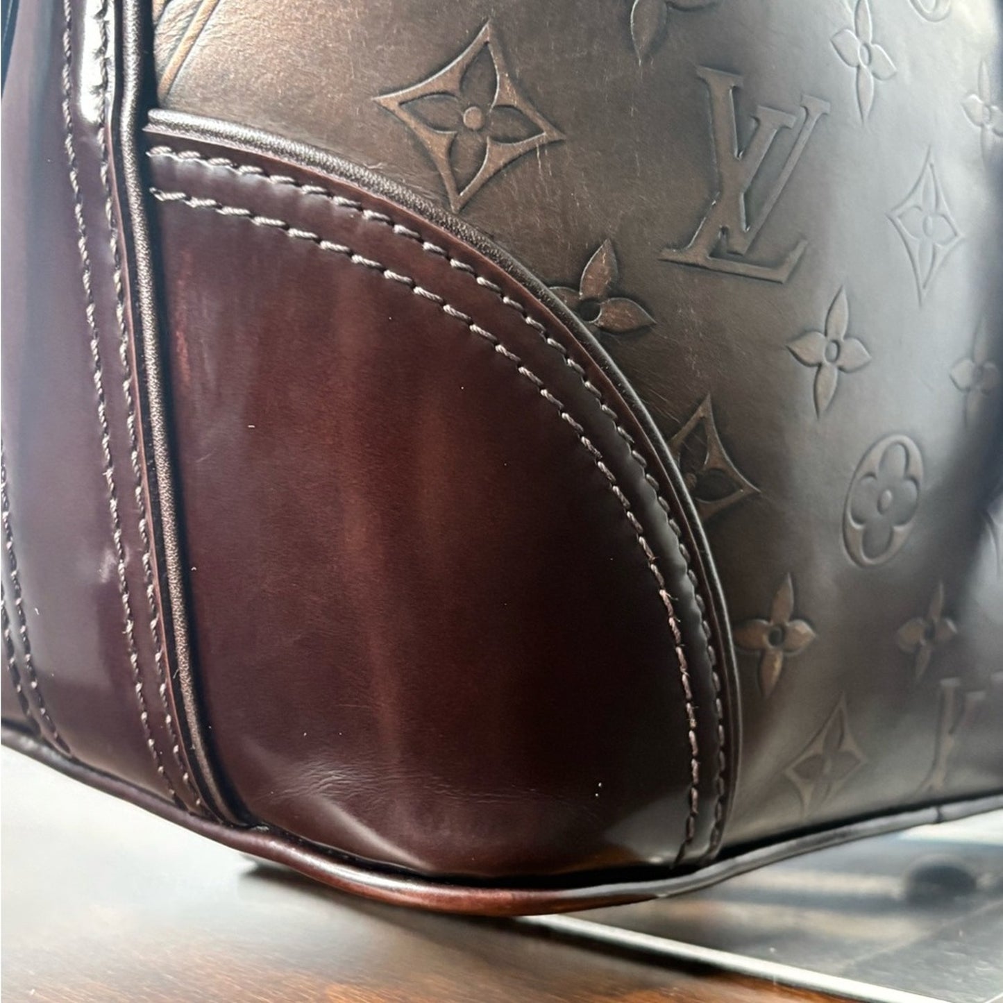 RARE LIMITED EDITION Louis Vuitton Sergent Shoulder bag