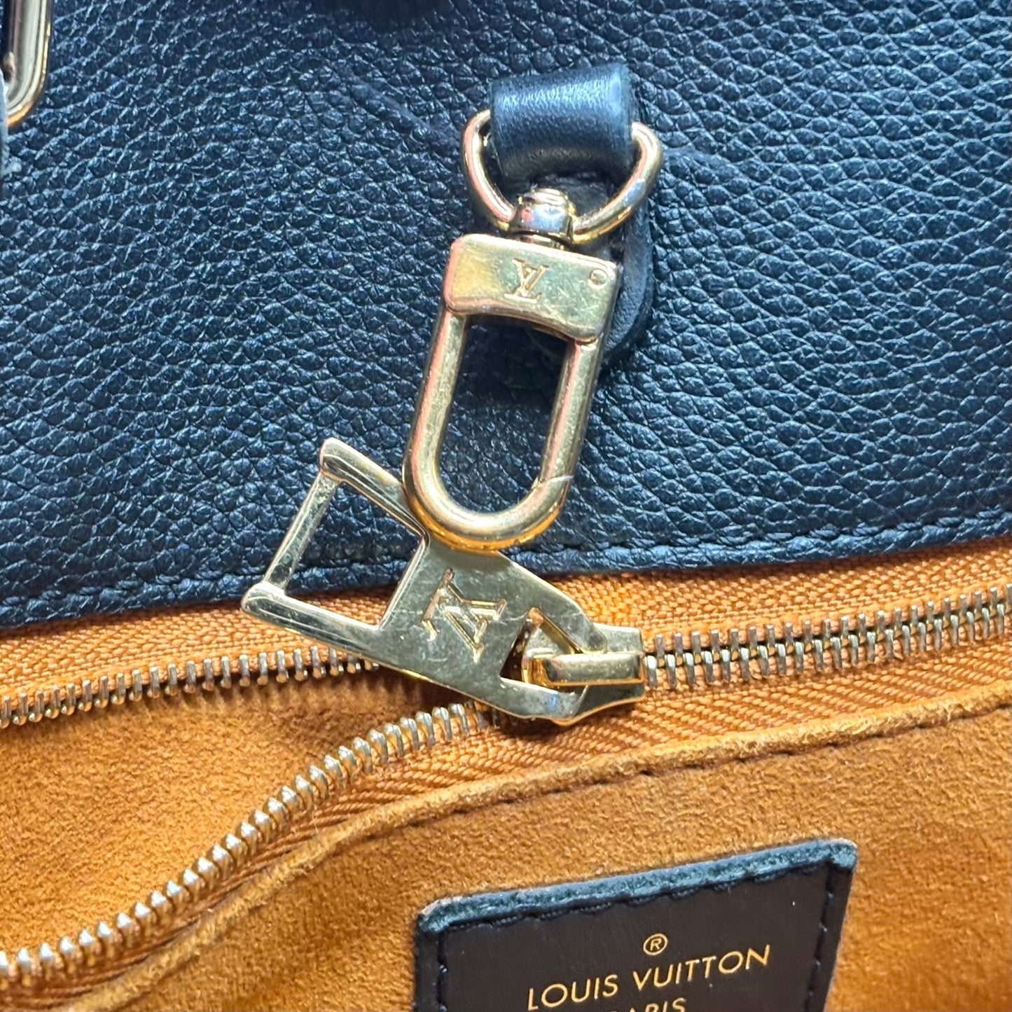Louis Vuitton OnTheGo (OTG) Black Empreinte MM