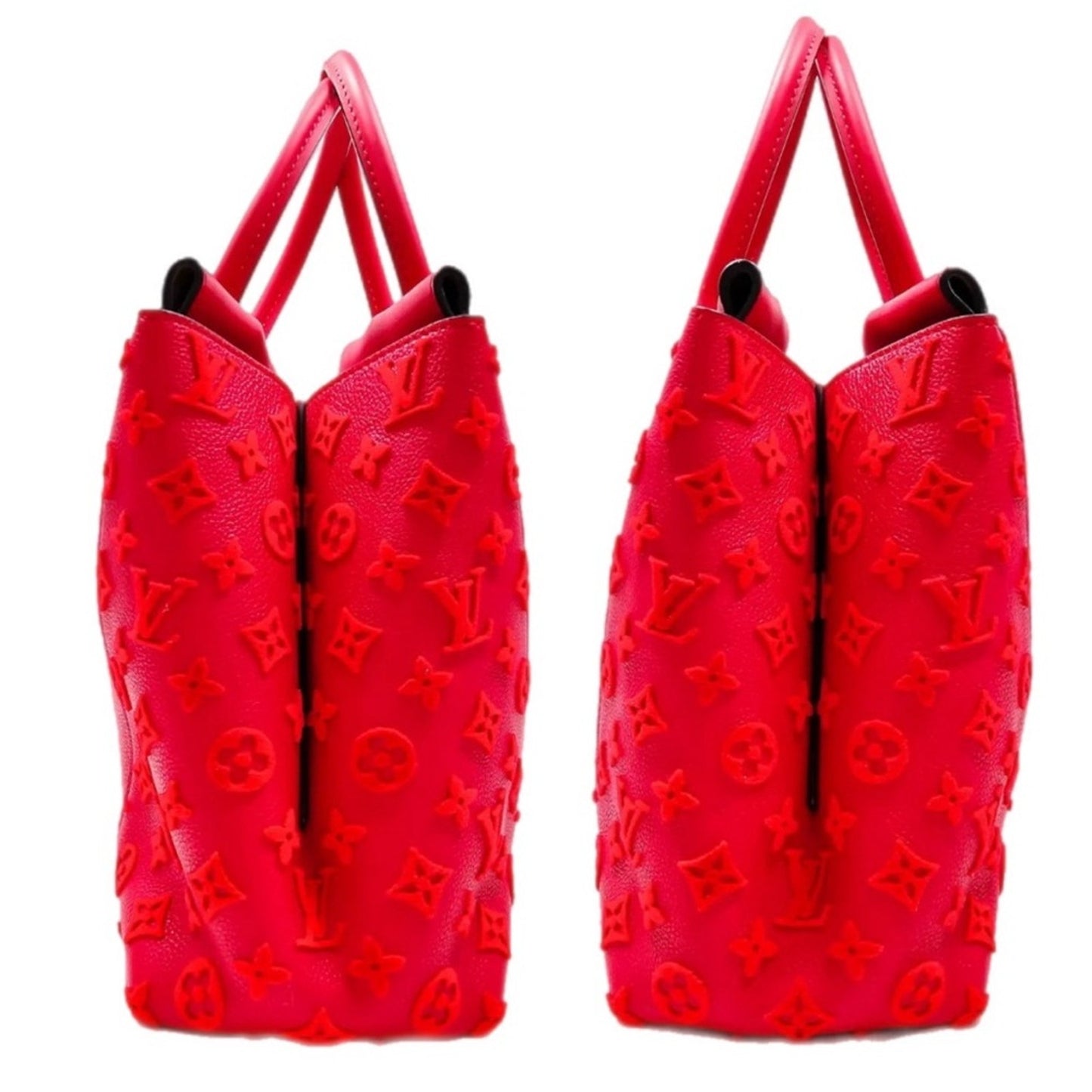 Louis Vuitton “W” veau cachemire tuffetage PM red