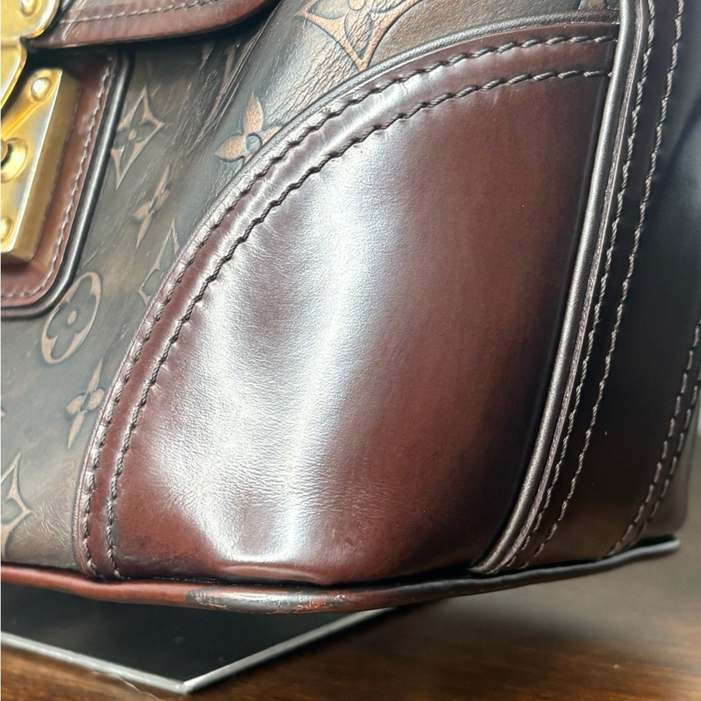 RARE LIMITED EDITION Louis Vuitton Sergent Shoulder bag