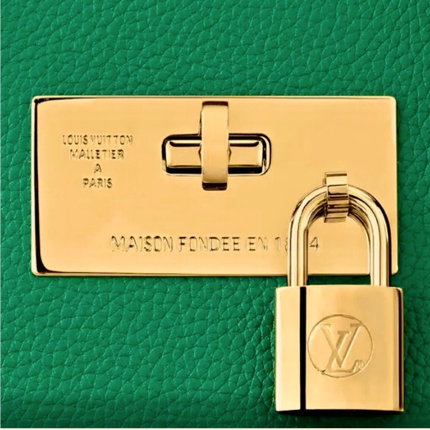 Louis Vuitton Nuage Milla MM Emeraude Handbag
