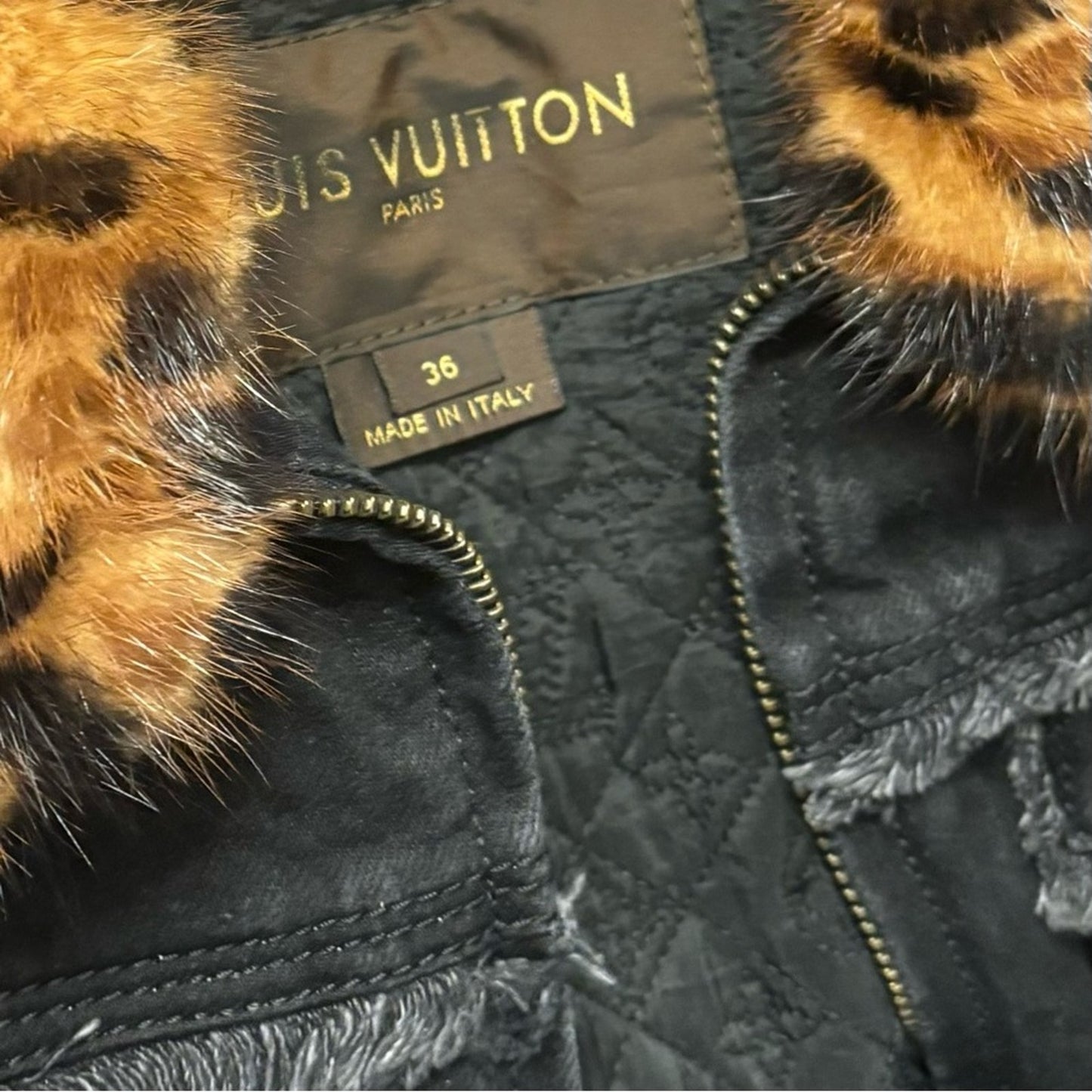 Louis Vuitton Black Wash Denim Jacket with Mink Removable Collar – Size 36 (XS)